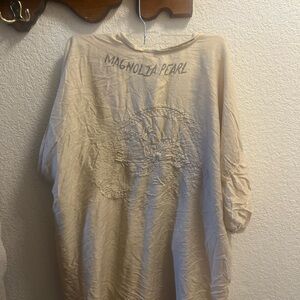 Magnolia Pearl Embroidered Cream kimono